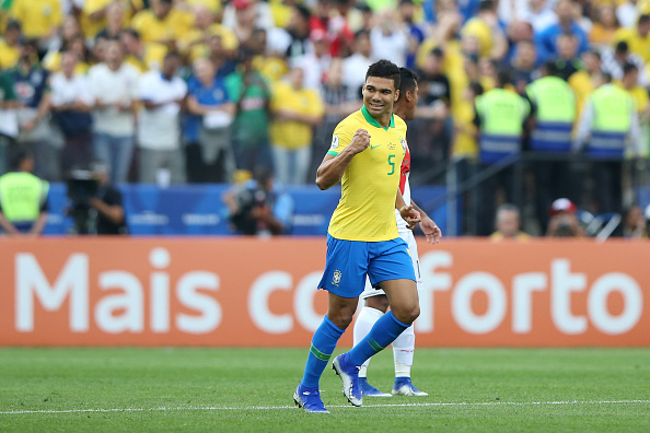Brazil 5-0 Peru: Chiến thắng bàn tay nhỏ đưa Selecao nhất bảng A